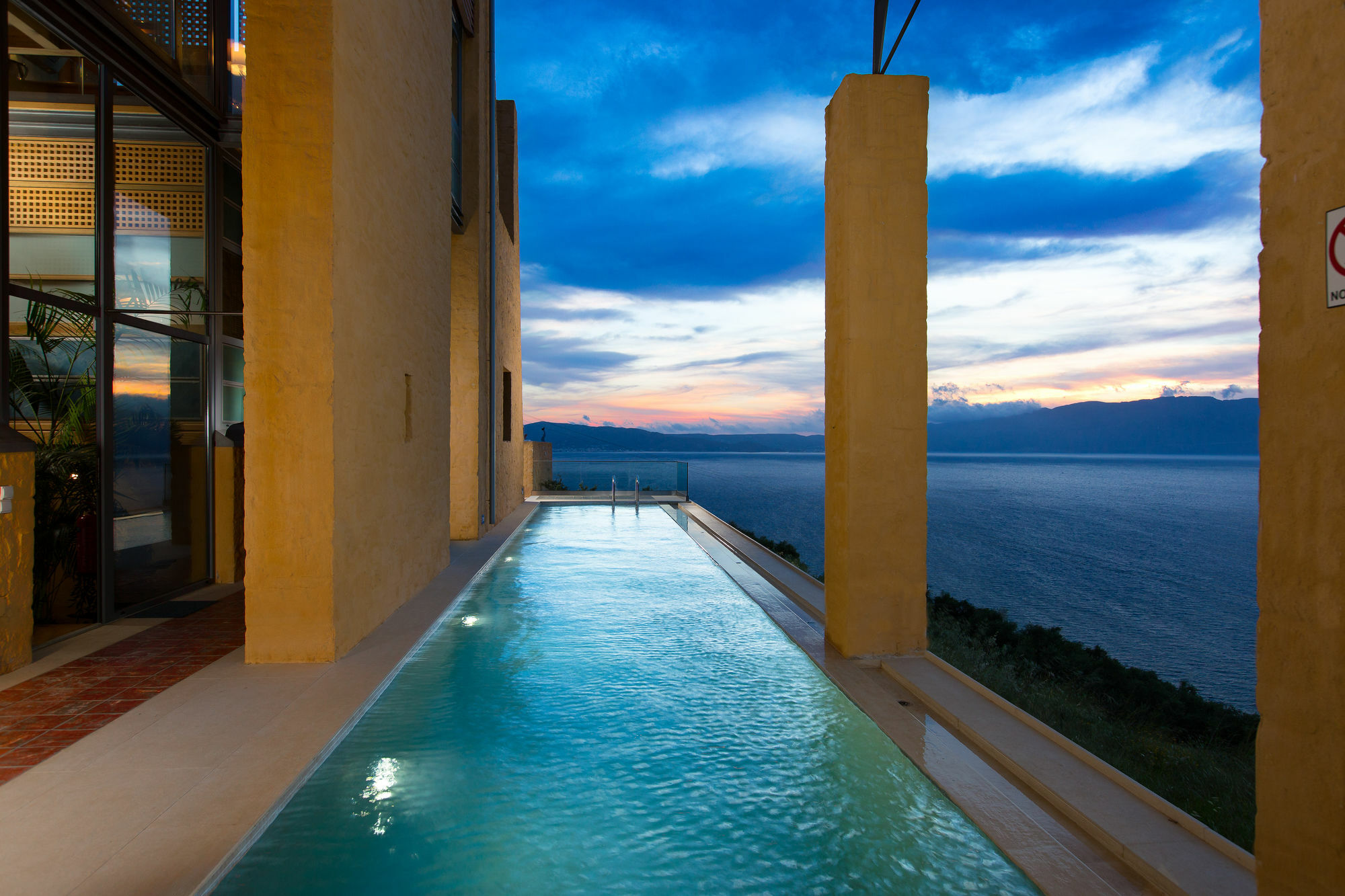 Athina Epavlis - Ethereal Charm Of Blue Horizons Ravdhoúkha Exterior foto